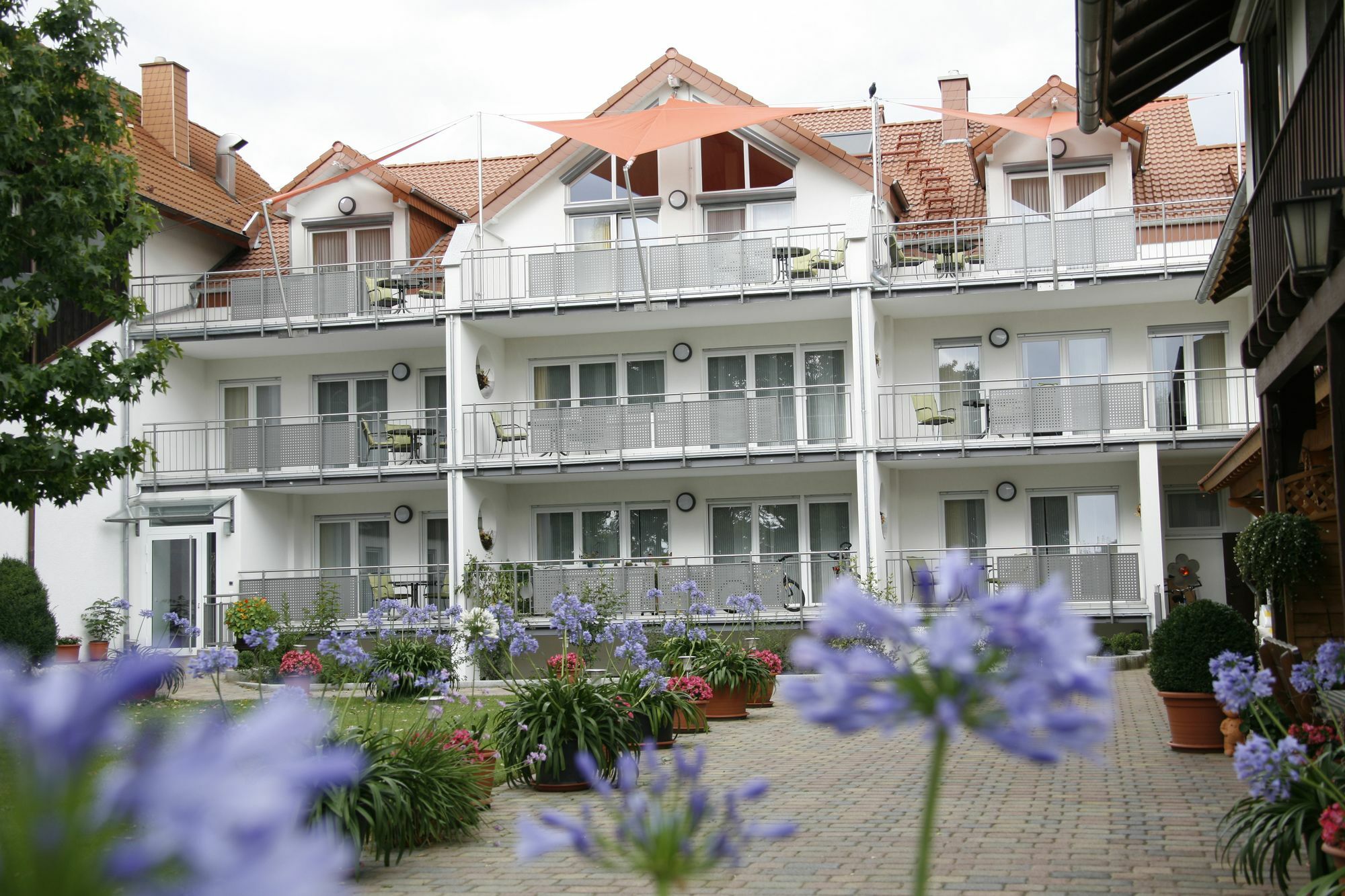 Serviced Apartments Kurpfalzhof Oftersheim Buitenkant foto